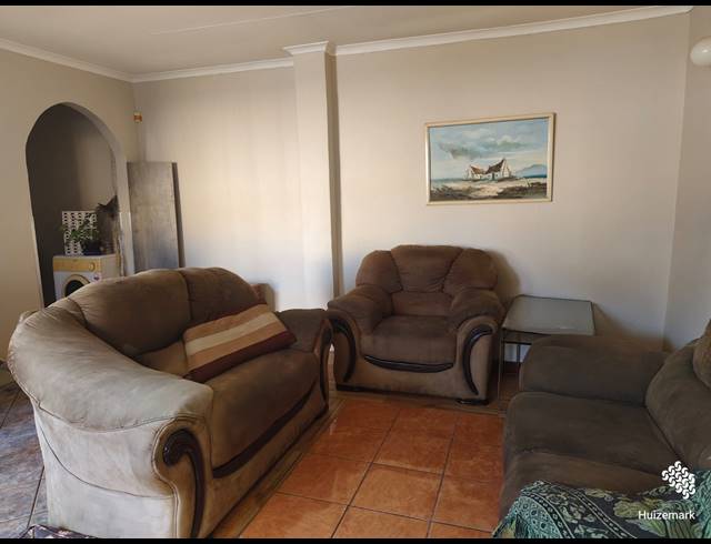 3 BEDROOM HOUSE TO LET IN SASOLBURG EXT 15